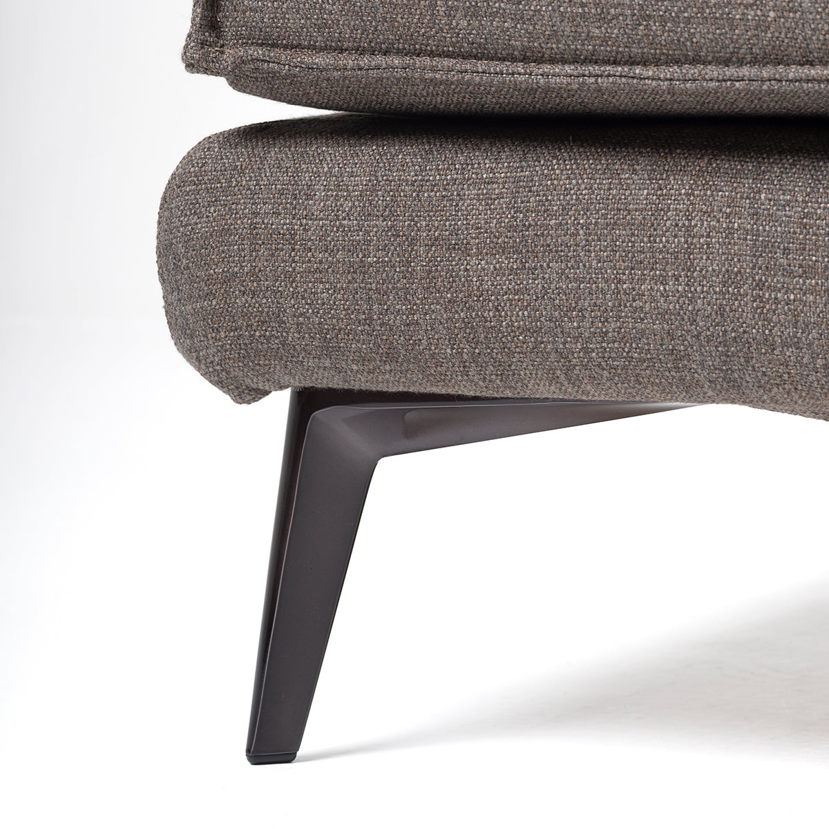 Space con chaise longue