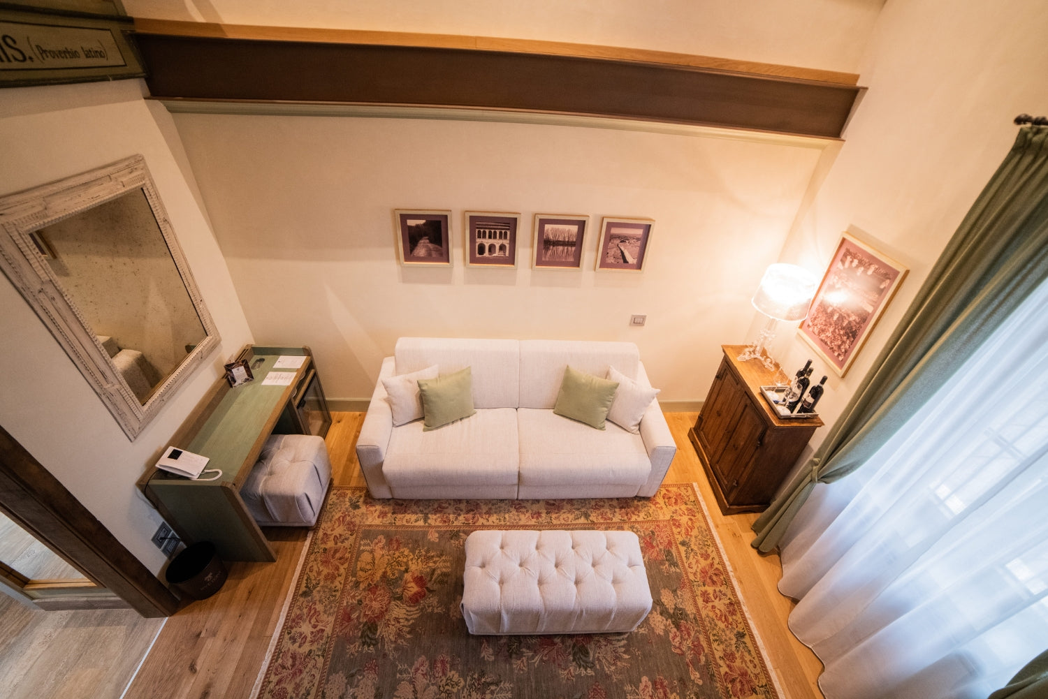 Come arredare un appartamento per Airbnb in modo efficace senza spendere troppo