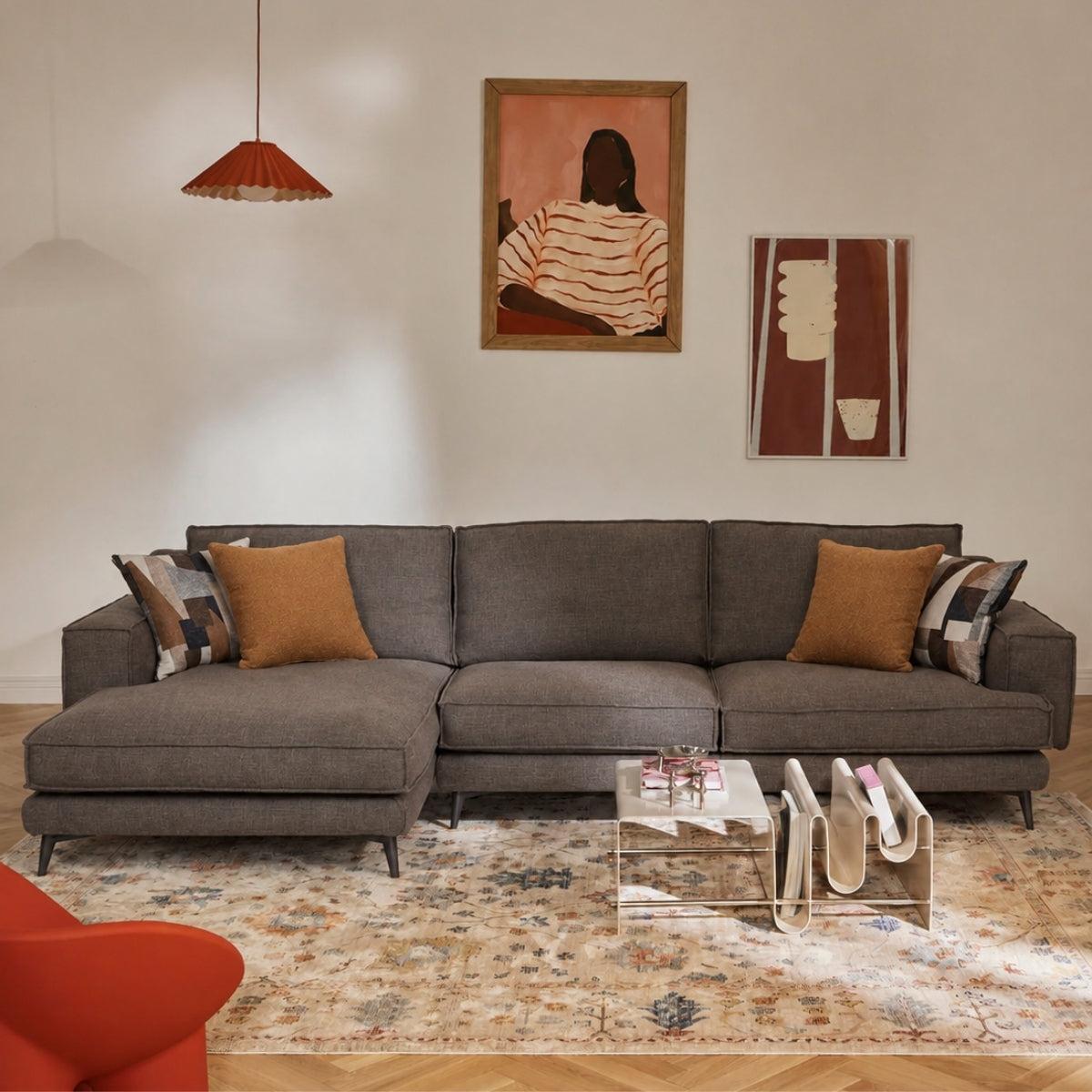 Space con chaise longue
